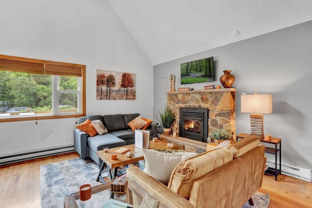 The Sage Chalet In Emerald Lakes, Poconos! Long Pond ภายนอก รูปภาพ