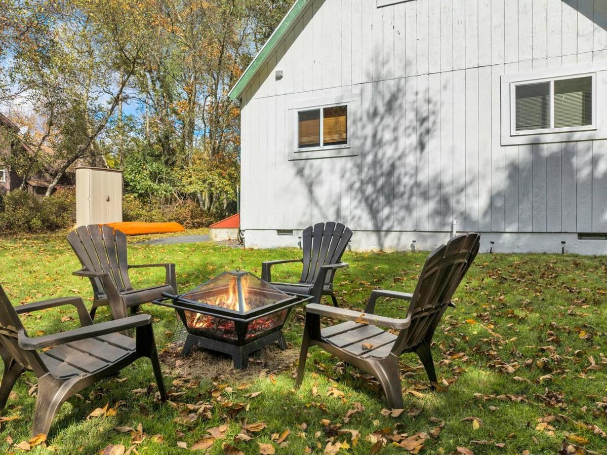 The Sage Chalet In Emerald Lakes, Poconos! Long Pond ภายนอก รูปภาพ